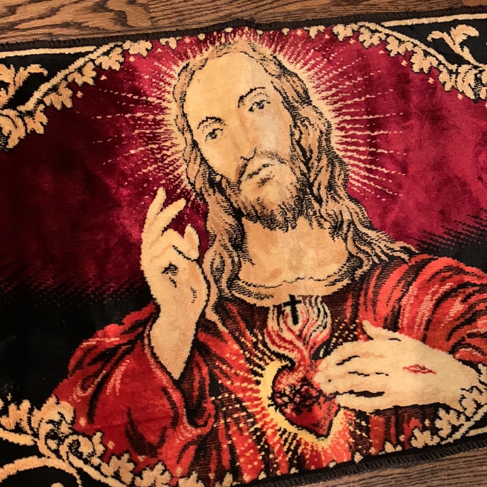 Vintage Sacred Heart of Jesus Tapestry - Picture 3 of 8